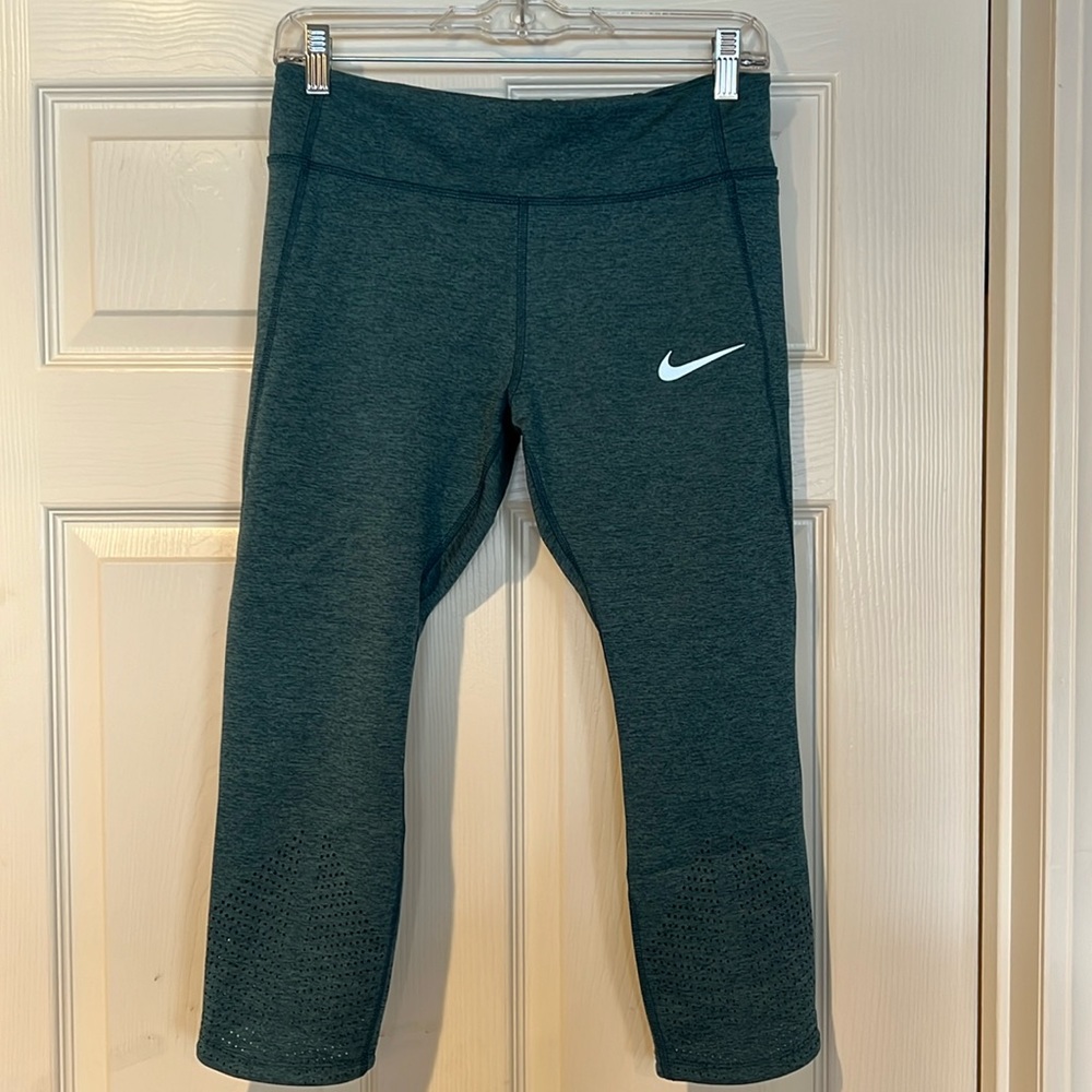 Nike Dri-Fit Capri Leggings